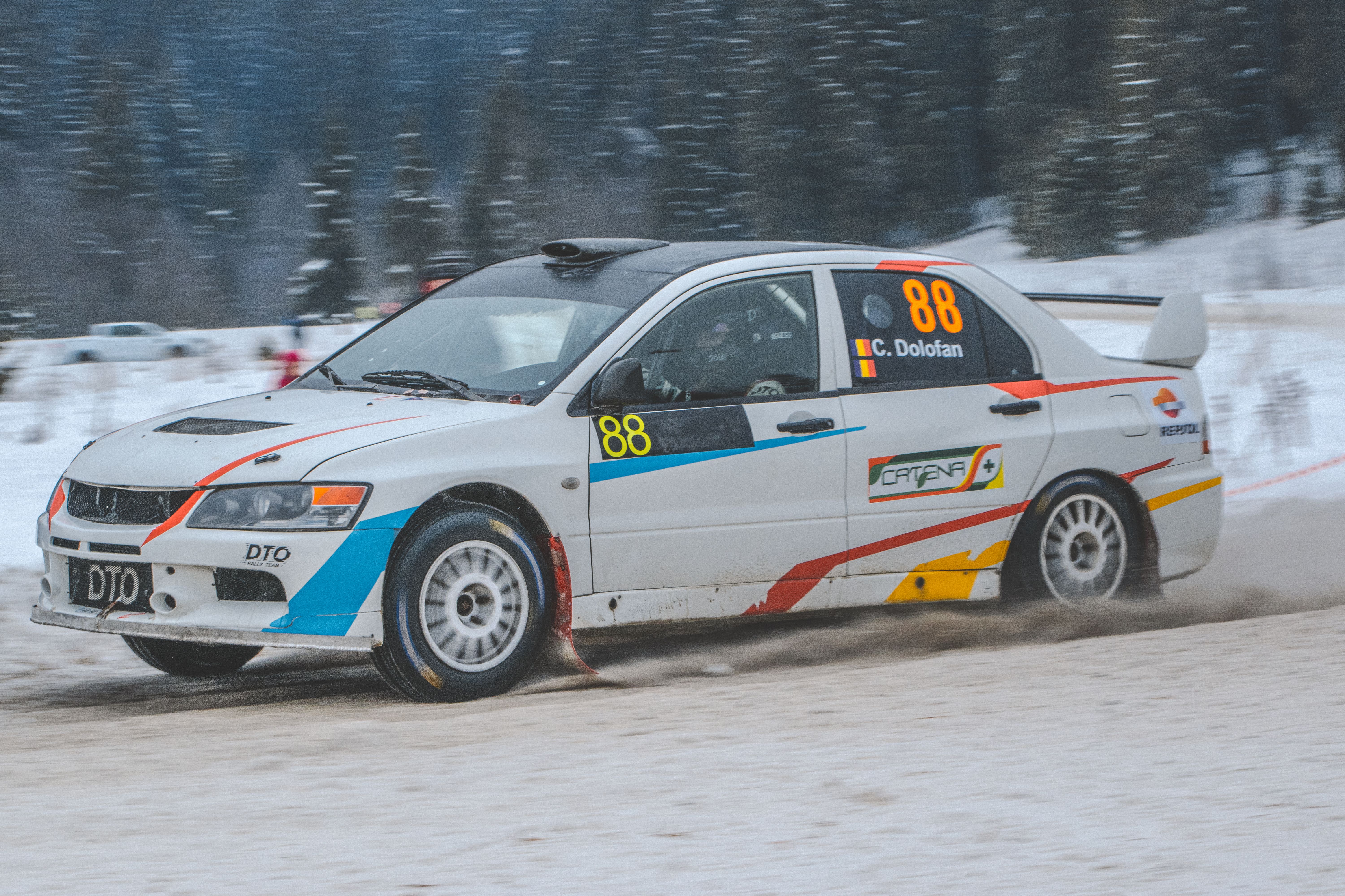 Low-Grip Stages